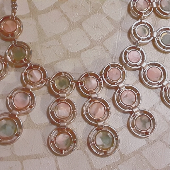 Charming Charlie Gold Tone Peachy Green Geometric Necklace & Earrings Set - Picture 4 of 5